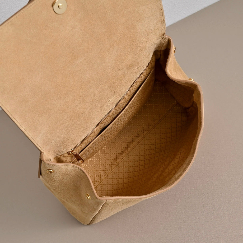 Gucci Paparazzo Medium Top Handle Bag-875018